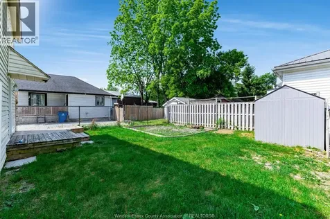8 Payne Street Chatham ON N7M 4M9