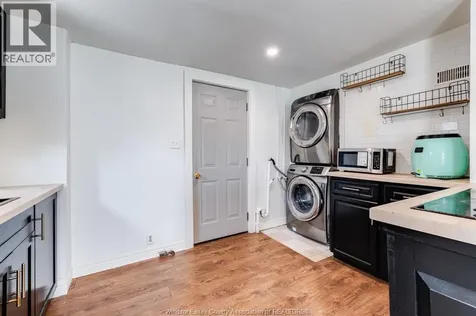 8 Payne Street Chatham ON N7M 4M9