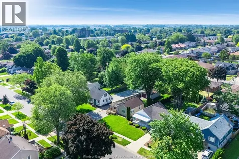 102 Marlborough Street East Leamington ON N8H 1X3