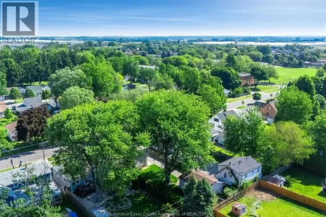 102 Marlborough Street East Leamington ON N8H 1X3