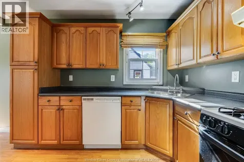 102 Marlborough Street East Leamington ON N8H 1X3