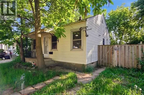 2215 Forest Avenue Windsor ON N8W 2G7