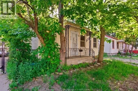 2215 Forest Avenue Windsor ON N8W 2G7