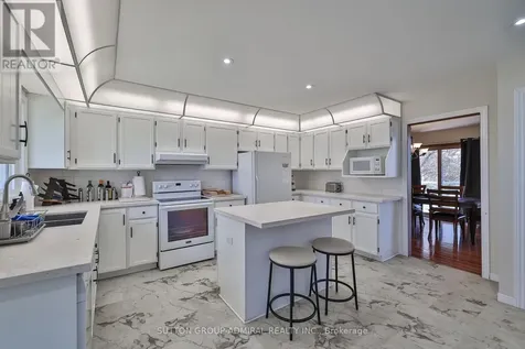 182 Bayshore Drive Ramara ON L0K 1B0