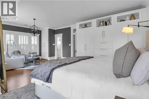 18 Brant Road North Cambridge ON N1S 2W1