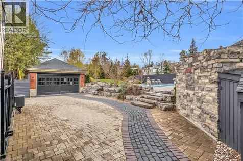 18 Brant Road North Cambridge ON N1S 2W1