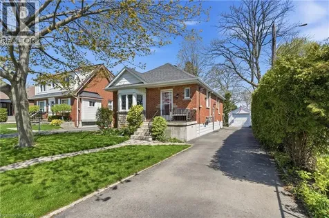 115 Empress Avenue Hamilton ON L9A 1M5
