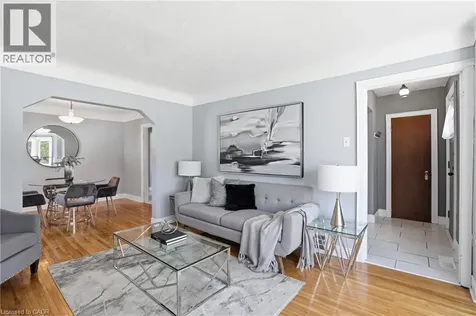 115 Empress Avenue Hamilton ON L9A 1M5