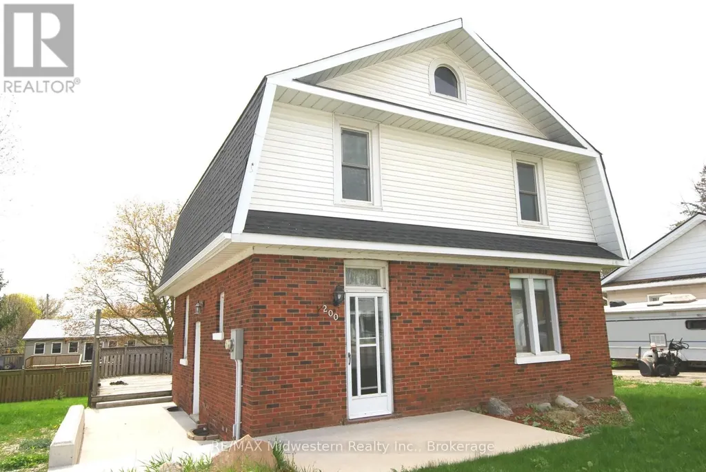 200 Elora Street South Minto ON N0G 1Z0