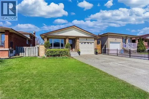 4 Colgate Court Hamilton ON L9C 6Z6