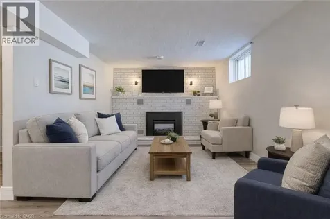 4 Colgate Court Hamilton ON L9C 6Z6
