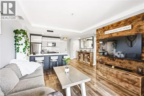 34 Norman Street Brantford ON N3R 2Y1