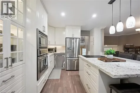 955 King Road Burlington ON L7T 4J6