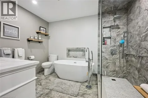 955 King Road Burlington ON L7T 4J6