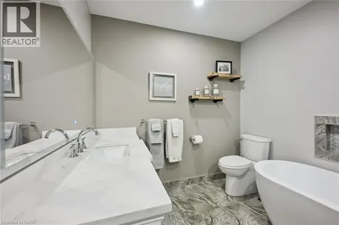 955 King Road Burlington ON L7T 4J6