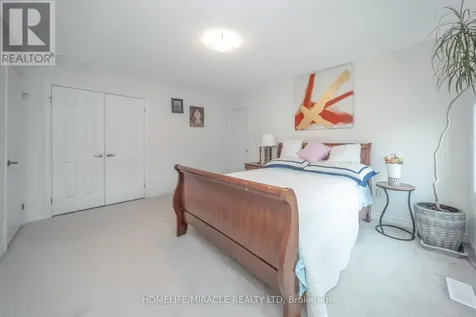 30 Emeny Lane Guelph (kortright East) ON N1L 0H3