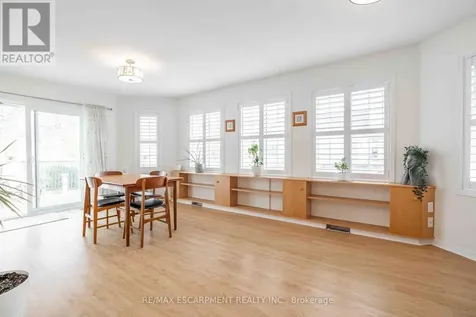 195 Silverbirch Boulevard Hamilton ON L0R 1W0
