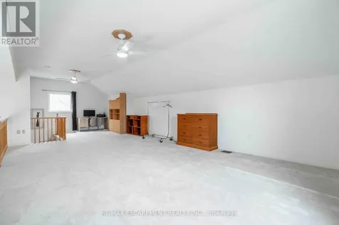 195 Silverbirch Boulevard Hamilton ON L0R 1W0