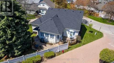 195 Silverbirch Boulevard Hamilton ON L0R 1W0