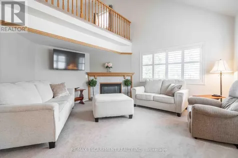 195 Silverbirch Boulevard Hamilton ON L0R 1W0