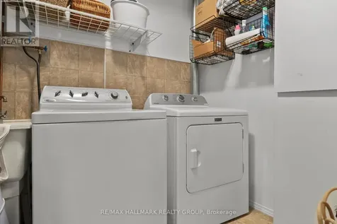 243 Gladeview Private Ottawa ON K1T 4A7