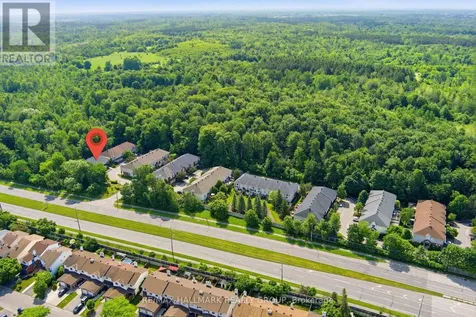 243 Gladeview Private Ottawa ON K1T 4A7