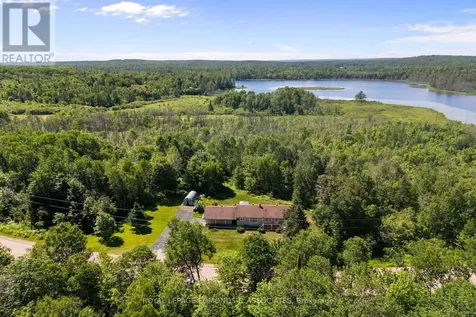 1523 Barron Canyon Road Petawawa ON K8A 6W7