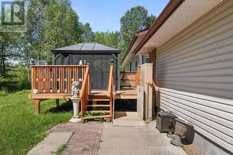 1523 Barron Canyon Road Petawawa ON K8A 6W7