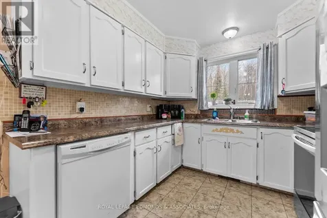 1523 Barron Canyon Road Petawawa ON K8A 6W7