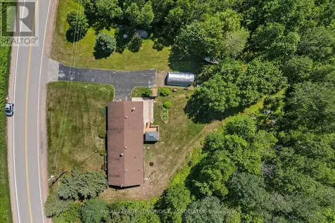 1523 Barron Canyon Road Petawawa ON K8A 6W7