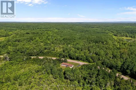 1523 Barron Canyon Road Petawawa ON K8A 6W7