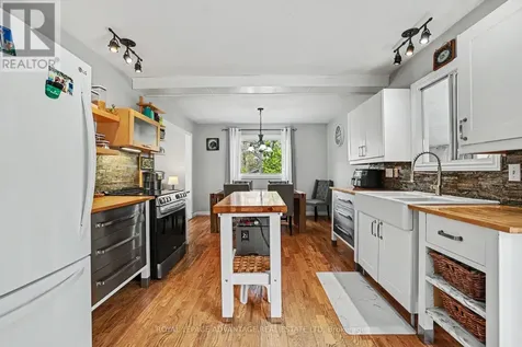 5 Tower Road Rideau Lakes ON K0G 1L0