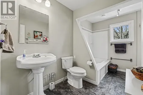 5 Tower Road Rideau Lakes ON K0G 1L0