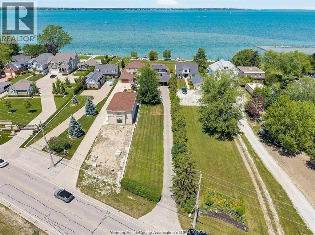 11830 Riverside Drive East Windsor ON N8P 1A6