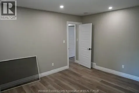 955 Roseland Windsor ON N9G 1T9
