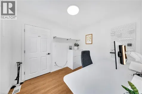 501 Ferguson Avenue North Hamilton ON L8L 4Z4