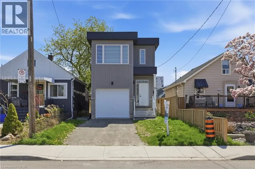 37 Delena Avenue South Hamilton ON L8H 1B7