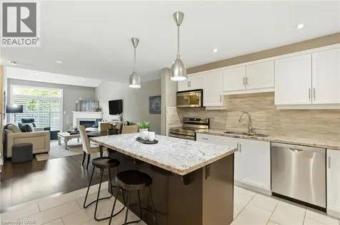 4 Burgundy Grove Ancaster ON L9K 0E7