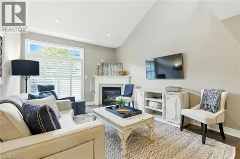 4 Burgundy Grove Ancaster ON L9K 0E7