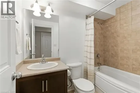 4 Burgundy Grove Ancaster ON L9K 0E7