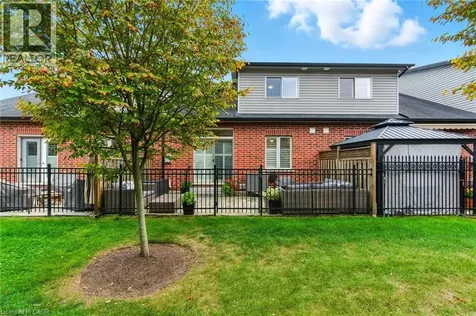 4 Burgundy Grove Ancaster ON L9K 0E7