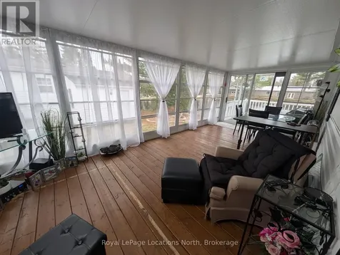 20 Topaz Street West Wasaga Beach ON L9Z 1X7