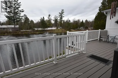 20 Topaz Street West Wasaga Beach ON L9Z 1X7