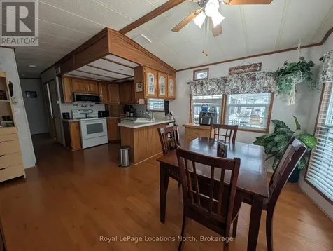 20 Topaz Street West Wasaga Beach ON L9Z 1X7