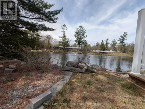 20 Topaz Street West Wasaga Beach ON L9Z 1X7