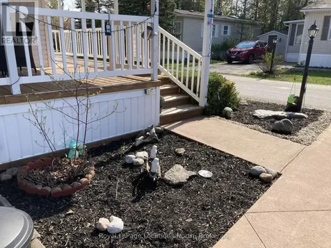 20 Topaz Street West Wasaga Beach ON L9Z 1X7