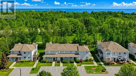 43 Sundial Court Collingwood ON L9Y 5E5