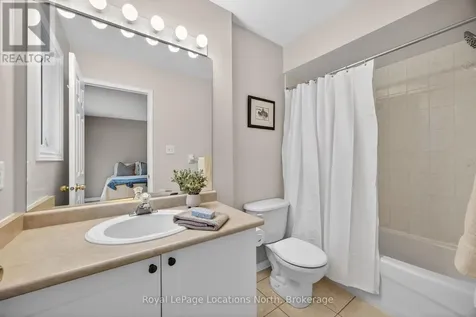 43 Sundial Court Collingwood ON L9Y 5E5
