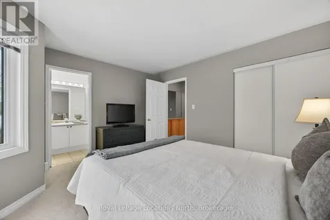 43 Sundial Court Collingwood ON L9Y 5E5