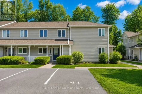 43 Sundial Court Collingwood ON L9Y 5E5